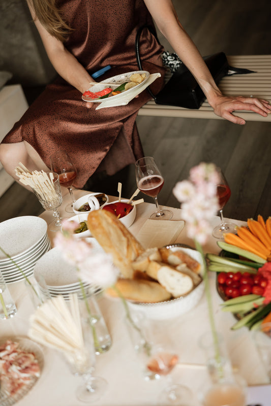 Notes From an Alcohol-Free Girl Dinner