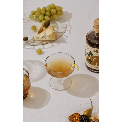 Mielo drinks lifestyle photo with transparent side padding